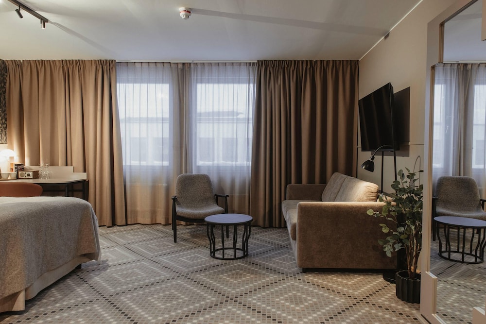 Home Hotel Smedjan 30/45