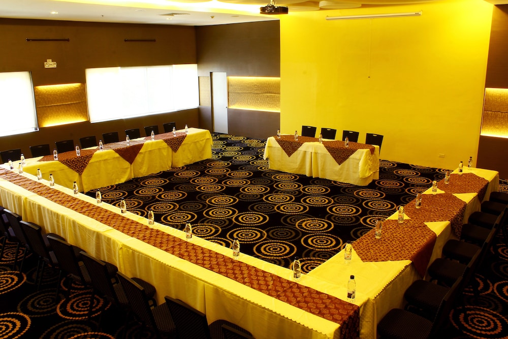 Go Hotels Butuan 36/47