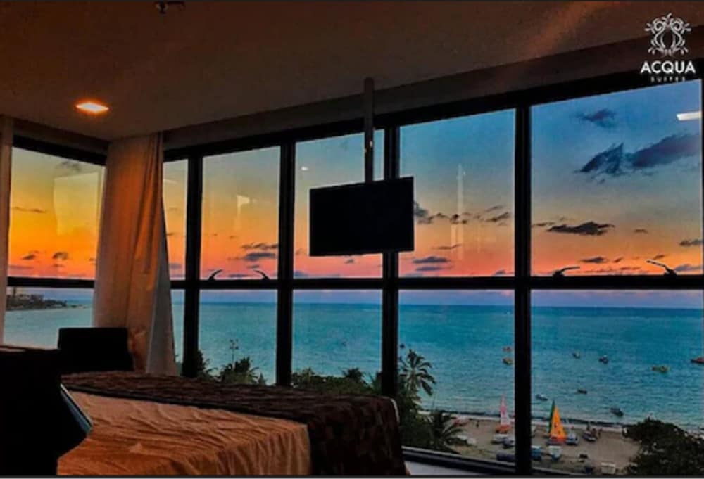 Acqua Suites 42/60
