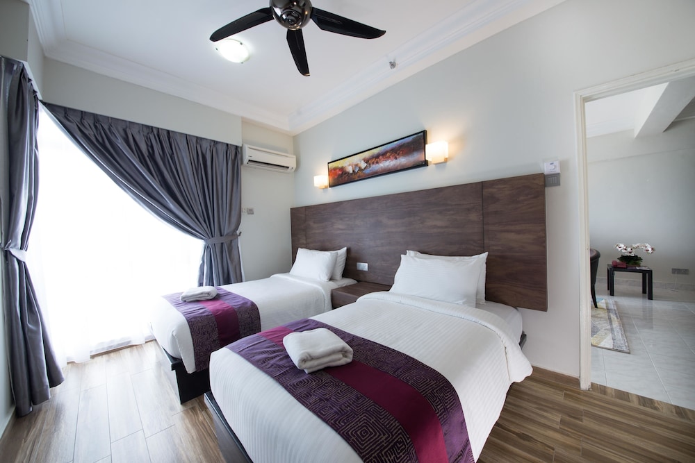 Two Bedroom Deluxe Apartment