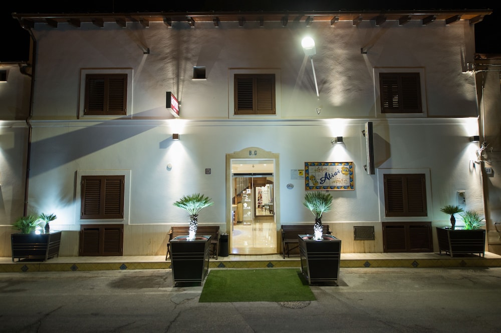 Hotel Aliai 36/60