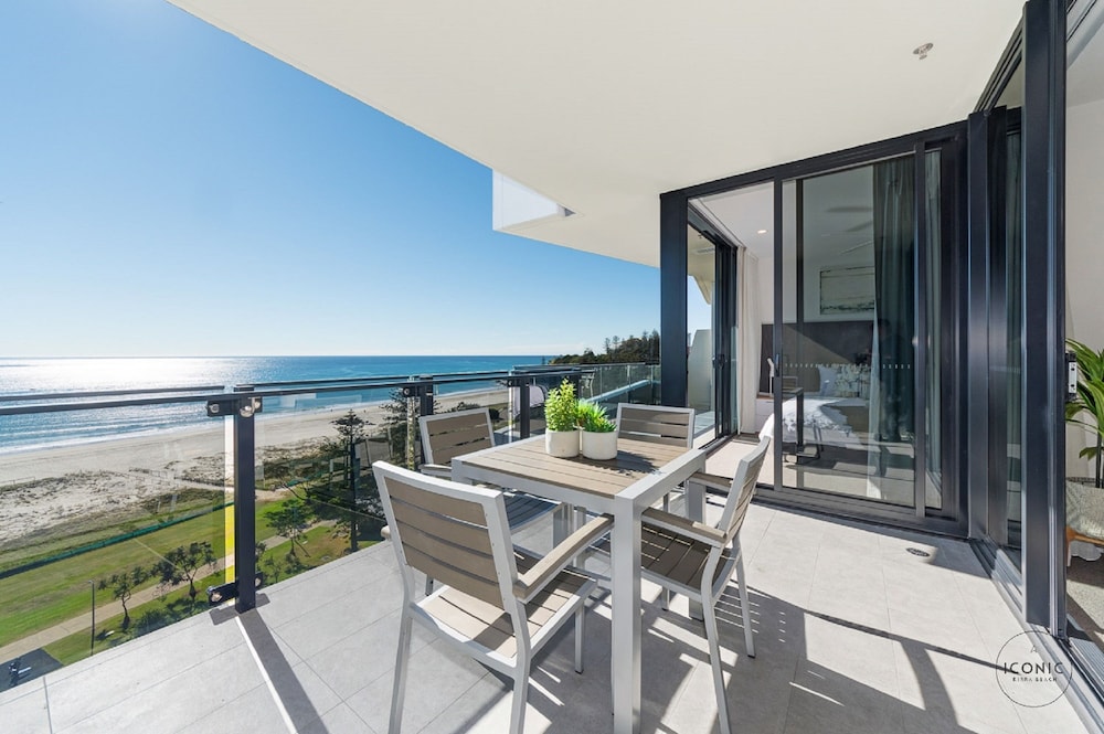 Iconic Kirra Beach Resort 61/72