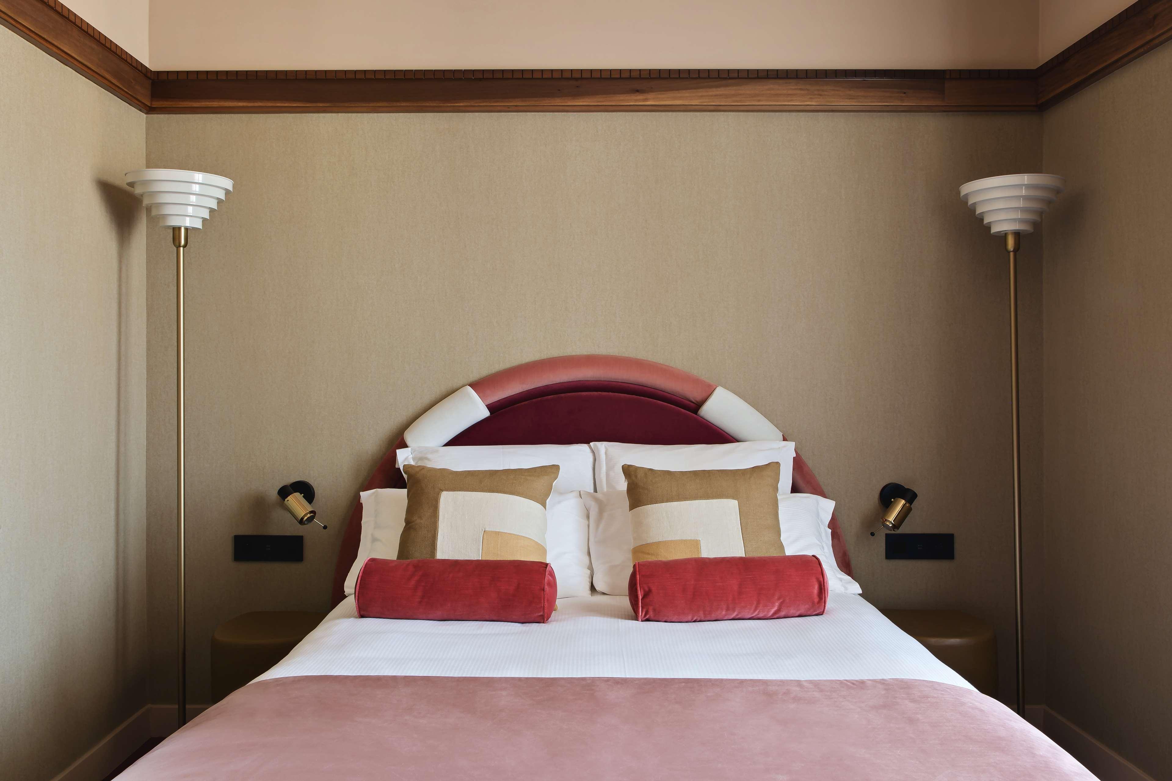 Classic Double Florida Rose، Hotel Mercedes 7/10