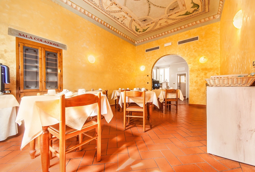 Hotel Costantini 61/73