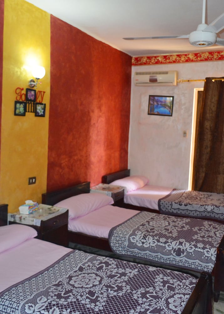 City Hostel 19/50