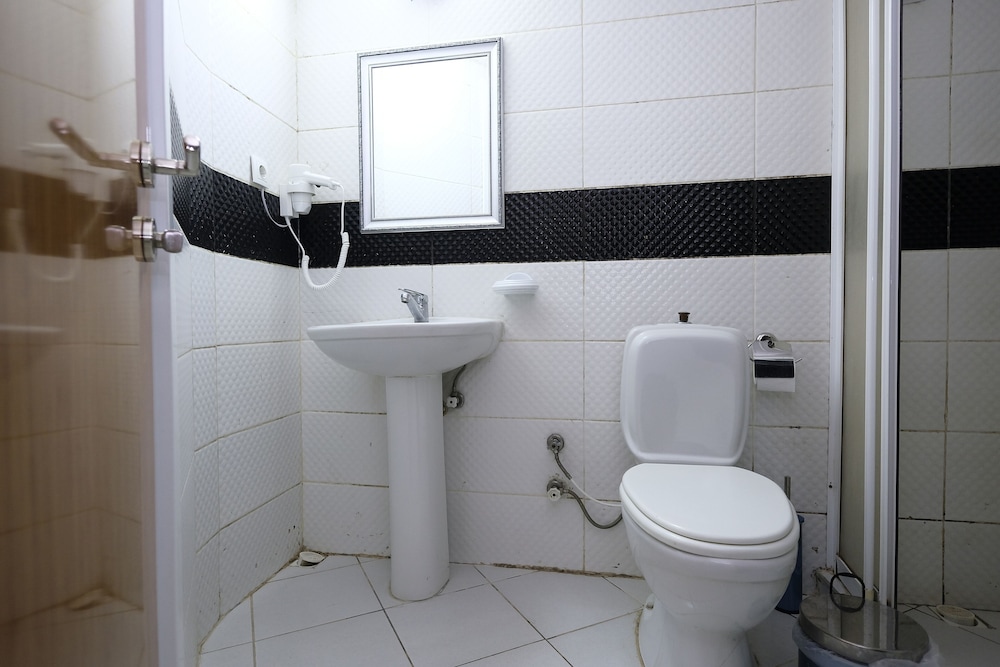 Ozbek Hotel 18/64
