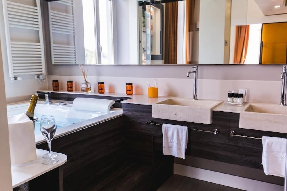 HOTEL ARABA FENICE 47/47