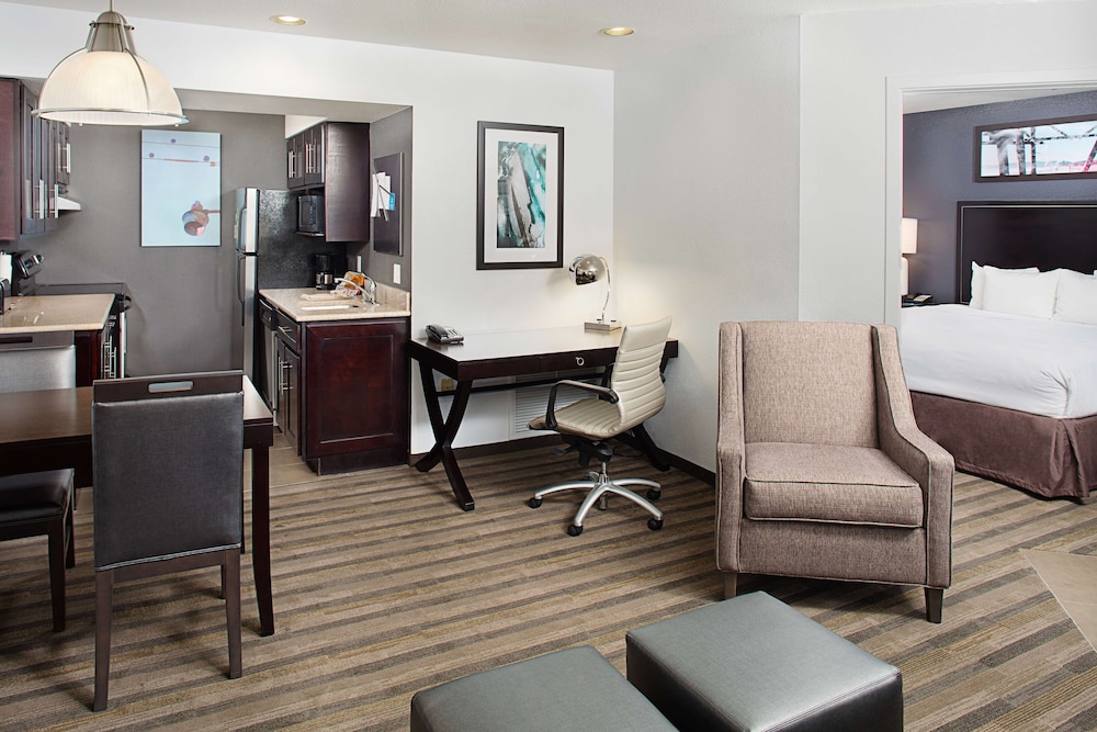 HYATT house Belmont/Redwood Shores 38/50