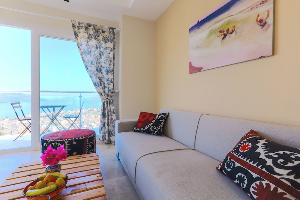 Saylam Suites 23/66
