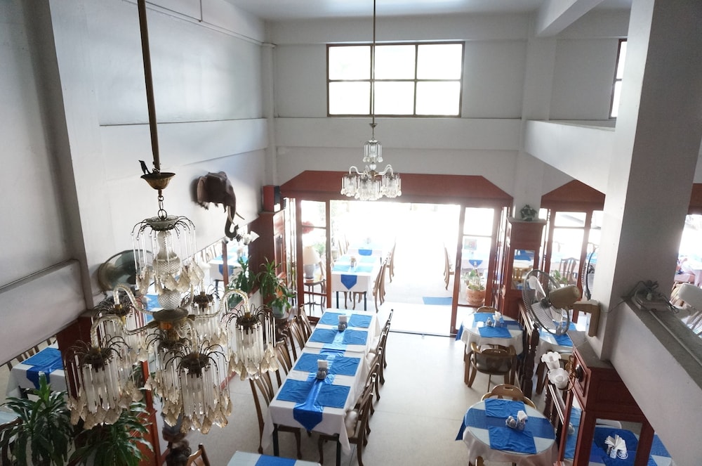 Dee-Lek Guesthouse And Restaurant 17/24