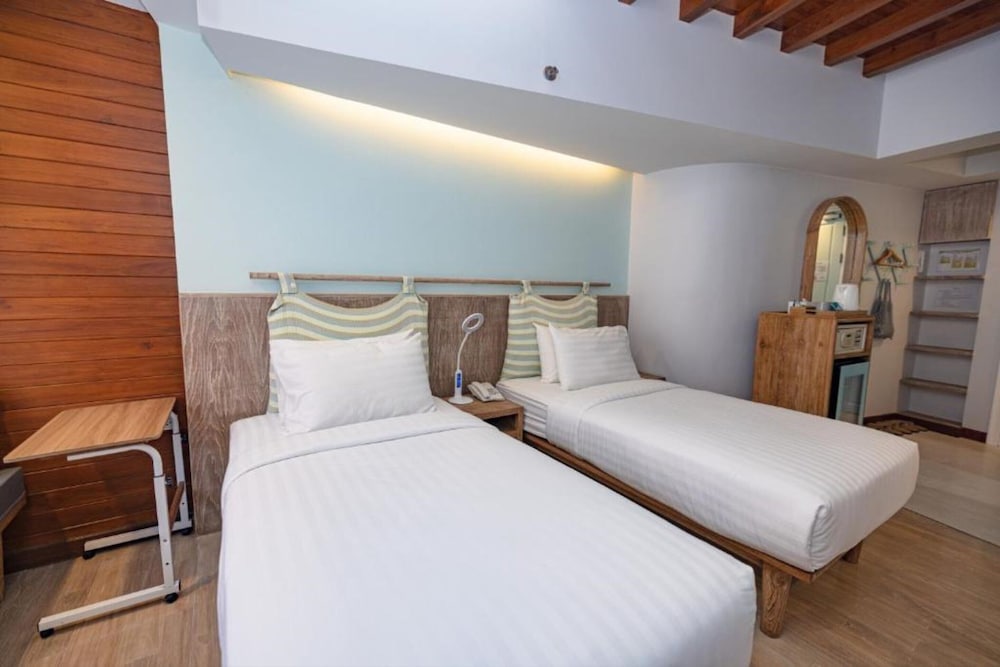 Pastell Old Town Chiang Mai Sha Extra Plus 18/50
