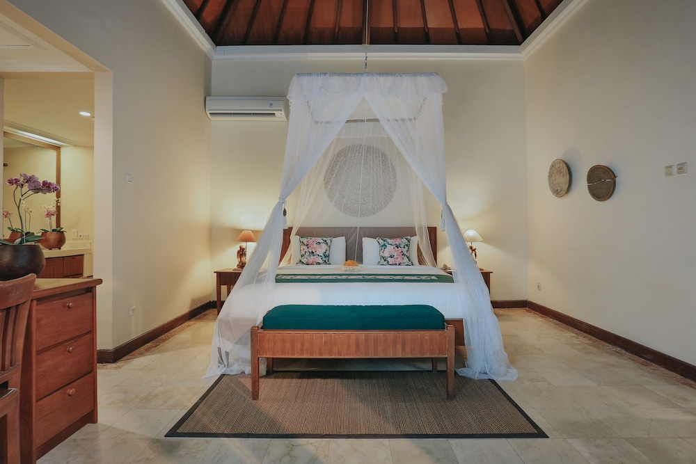 Parigata Villas Resort 9/40