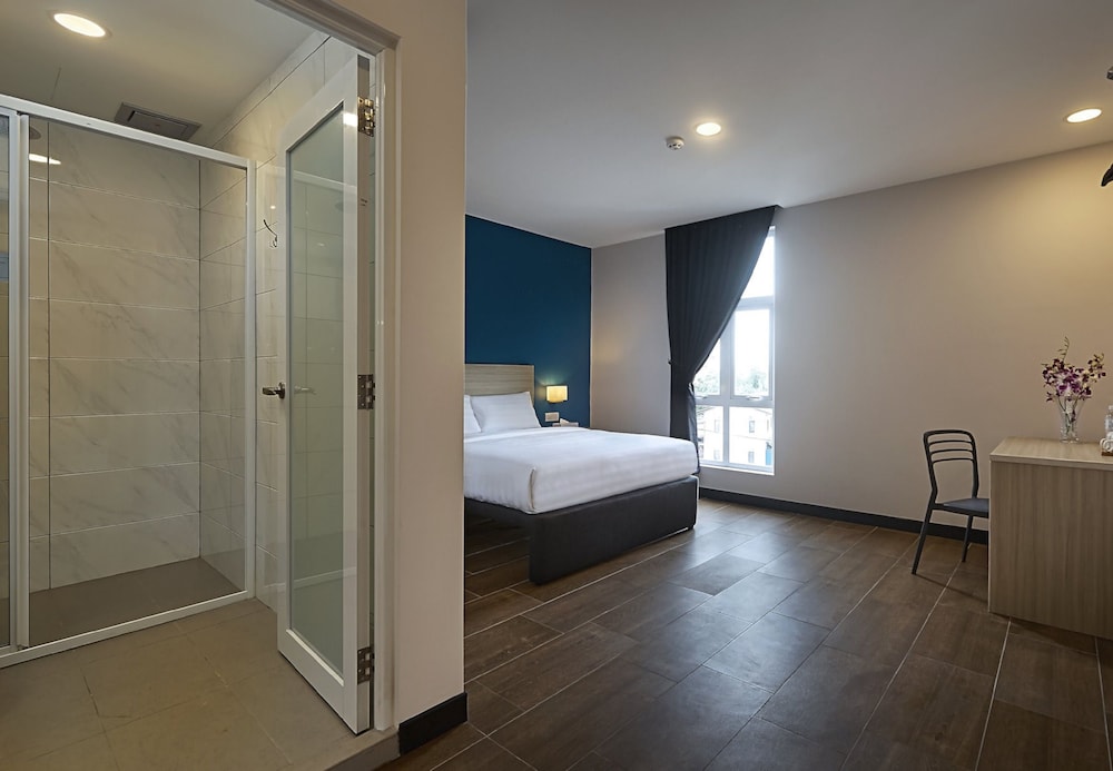 ZONE Hotels, Telok Panglima Garang 9/22