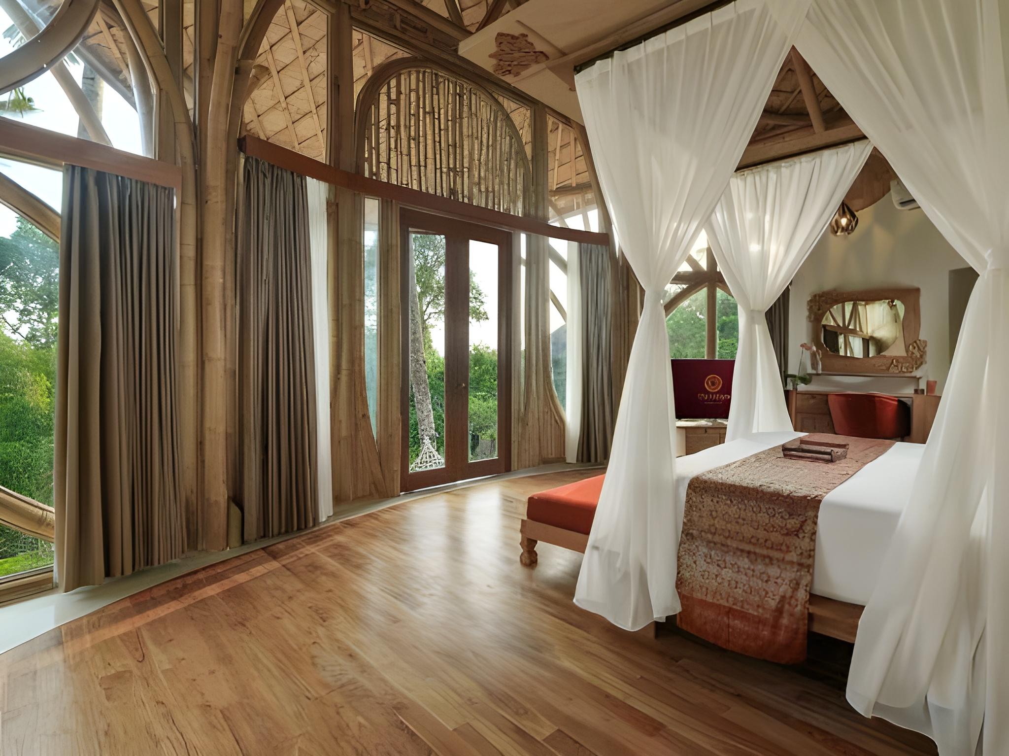 Royal, Duplex, Pool, Villa, King Bed
