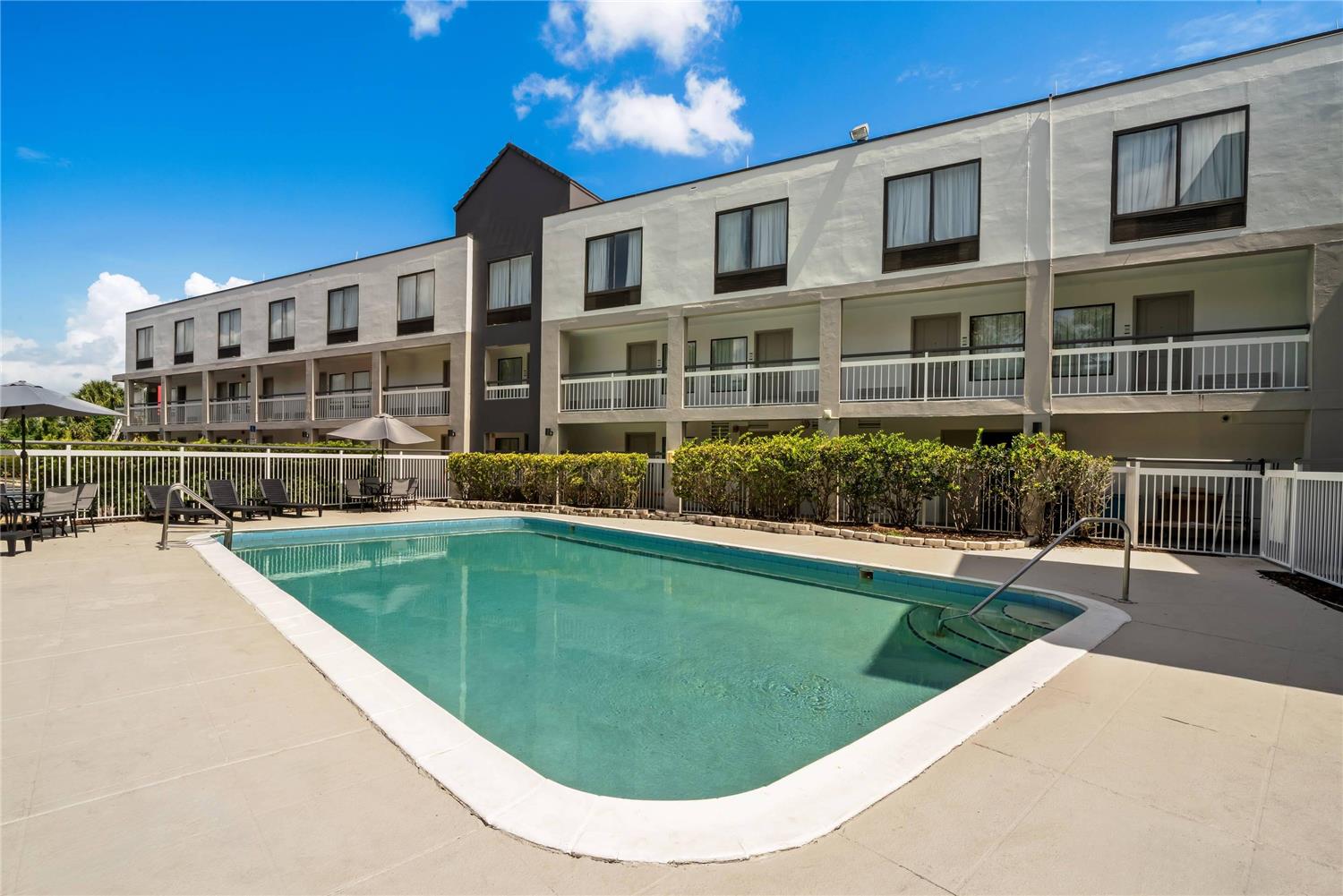 Quality Inn Orlando Near International Drive 23/24