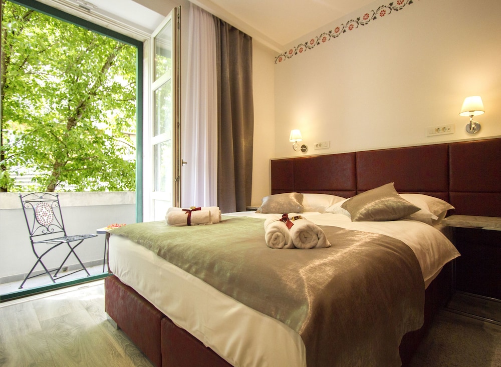 Well Of Life Luxury Rooms 3/26