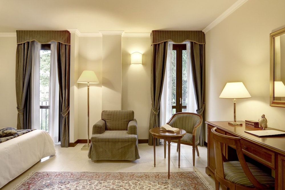Villa Cattani Stuart Hotel 10/30