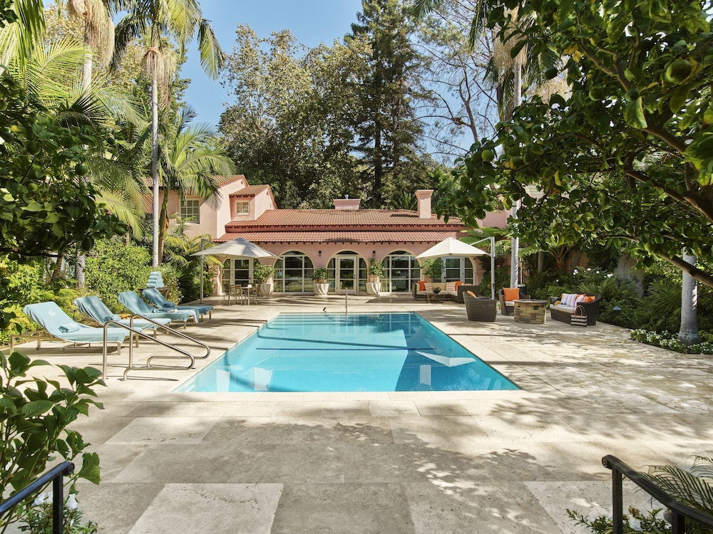 Hotel Bel Air 82/93