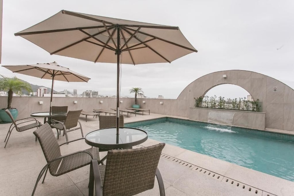 Mirador Rio Hotel 44/48