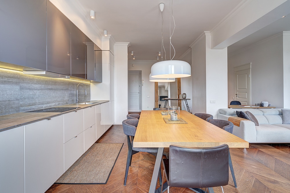 Vilnius Apartments & Suites Gedimino Ave 17/34