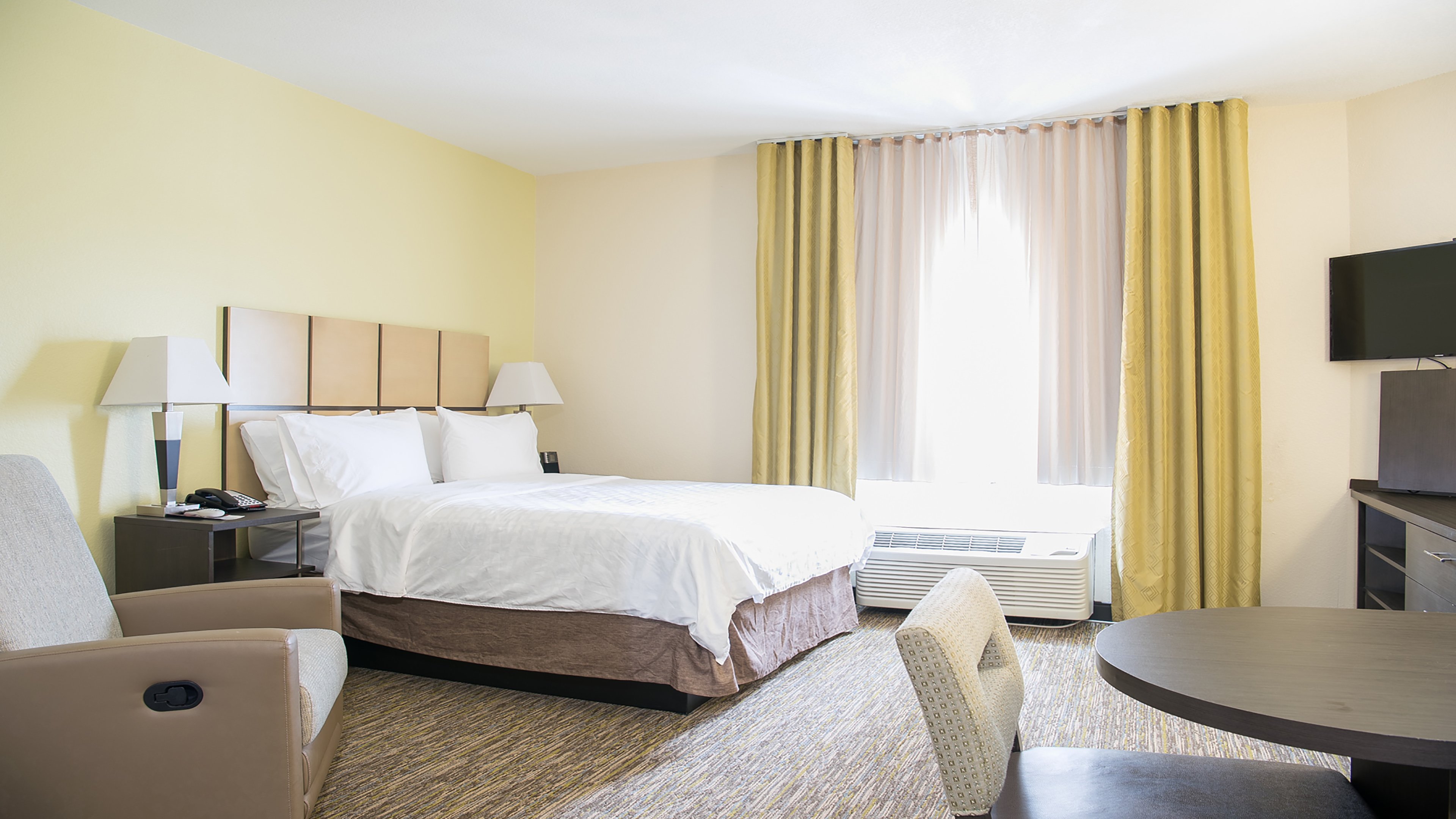 Studio, Suite, Queen Bed