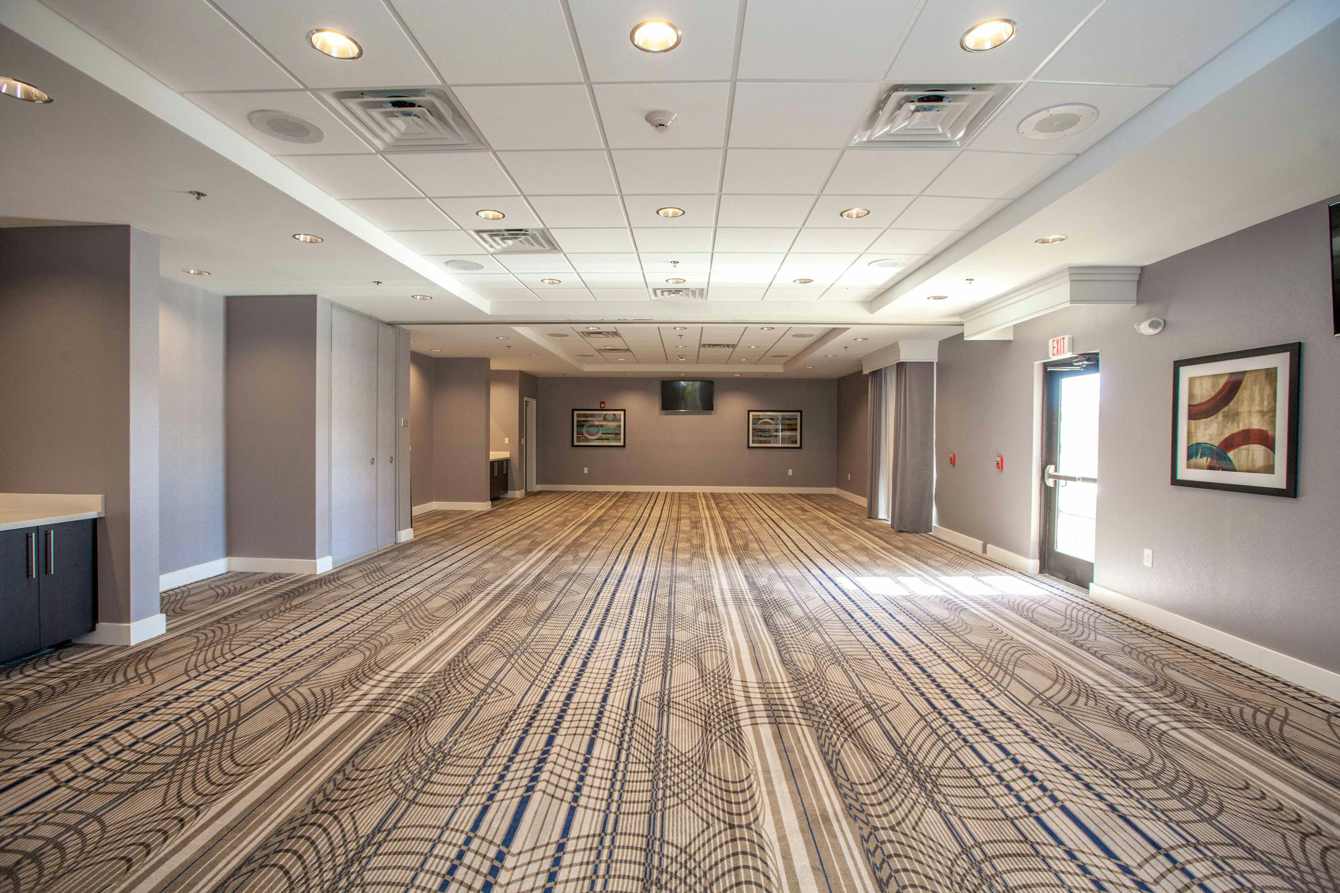 Hampton Inn Emersonlakepoint Ga 54/55