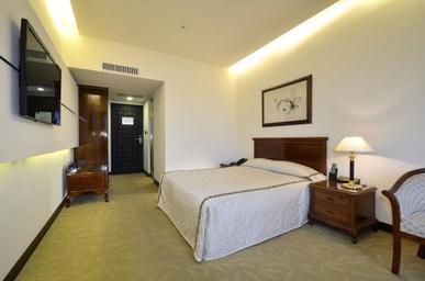 Standard, Double Bed, No Window, King Apos S Paradise Hotel 1/1