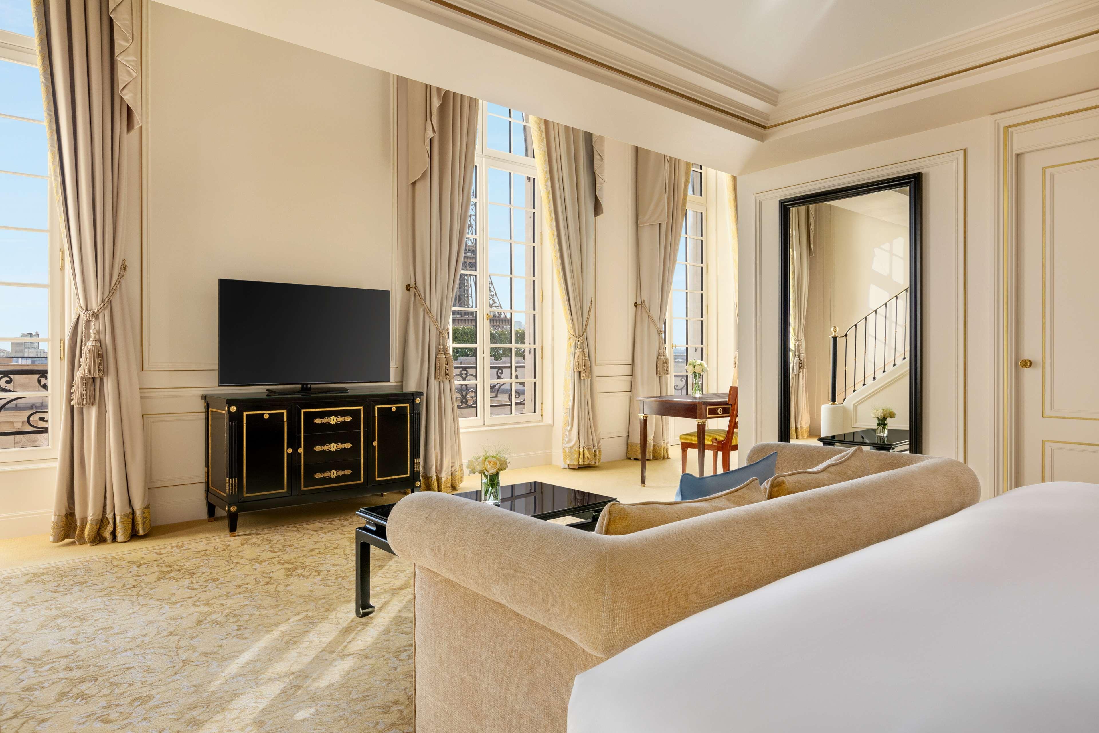 Shangri-La Paris in PARIS