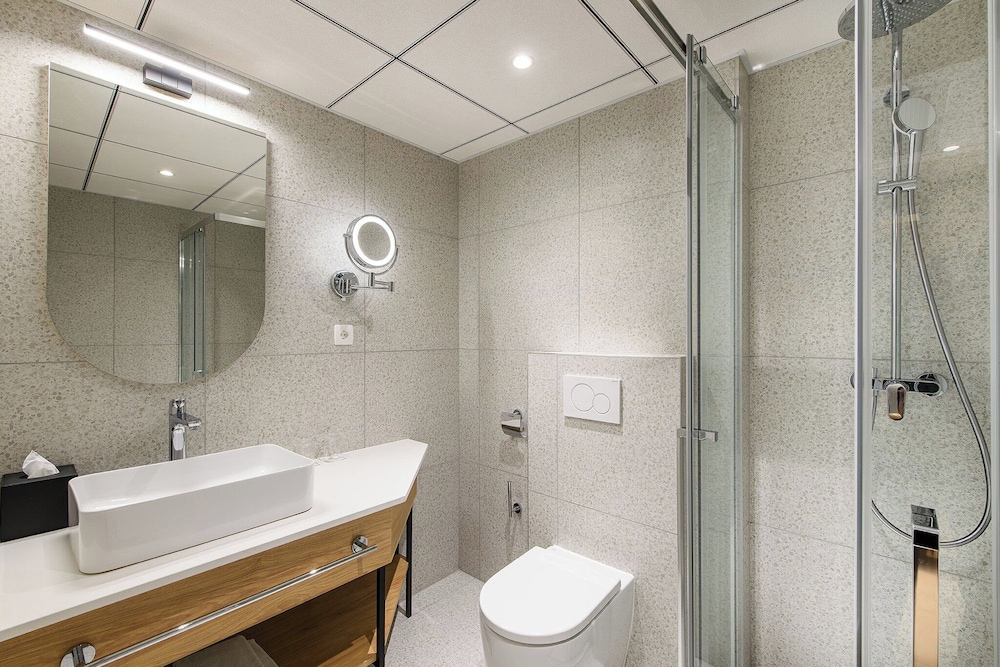 جناح تنفيذي بسرير مزدوج، Eurostars Uhotel Ex Uhotel 8/9