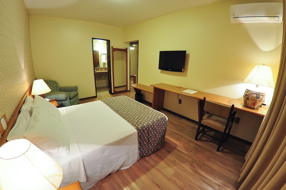 FAMILY SUITE, DOUBLE BED, SOFA