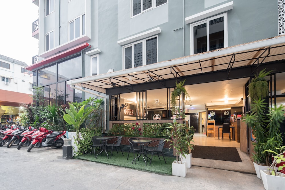 芭東布里酒店(Patong Buri Resort) 图片3