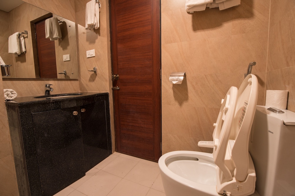 Hotel Shaara Pvt.ltd 44/50