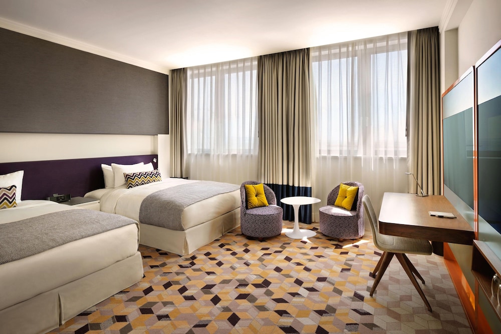 Sheraton Intourist Hotel Baku 8/57