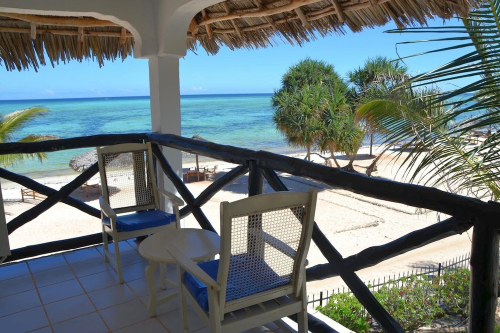 Nest Style Beach Hotel Zanzibar 30/59