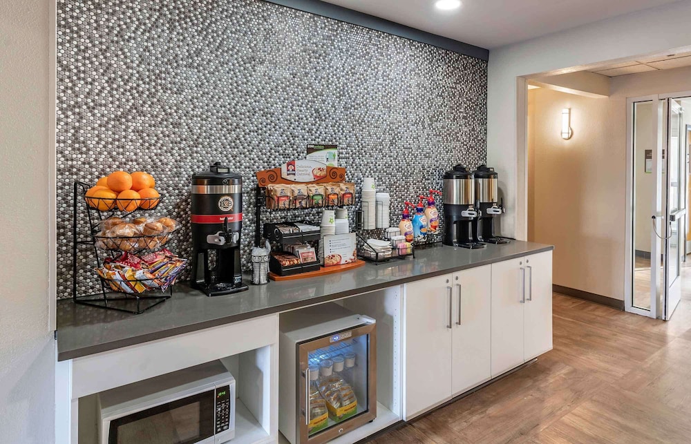 Extended Stay America Premier Suites San Jose Airport 7/43