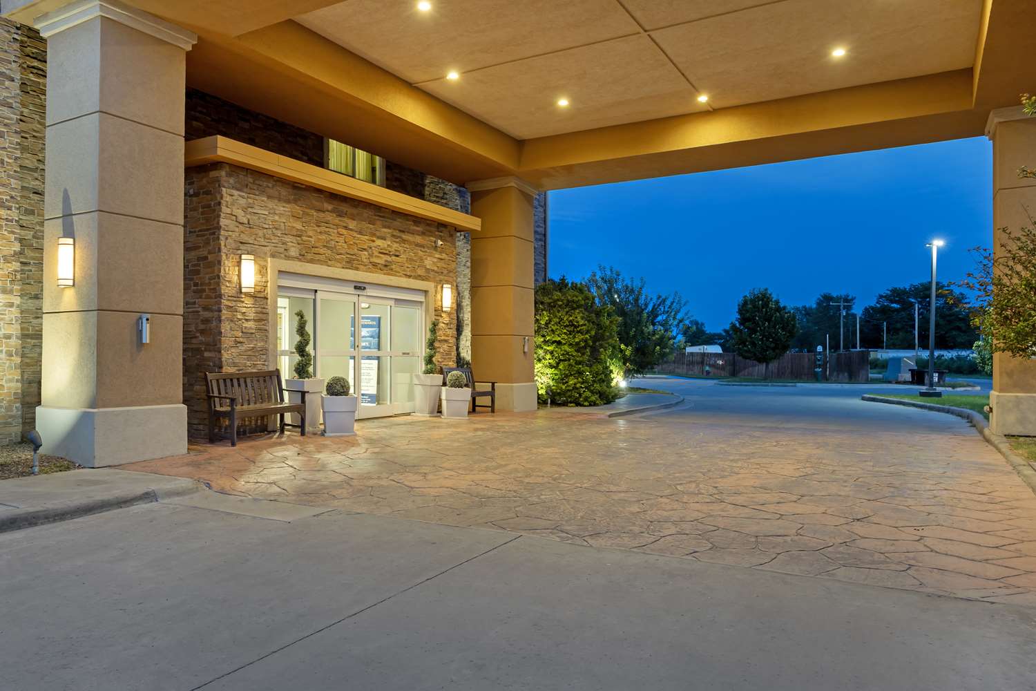 Best Western Plus Guymon Hotel & Suites 34/35