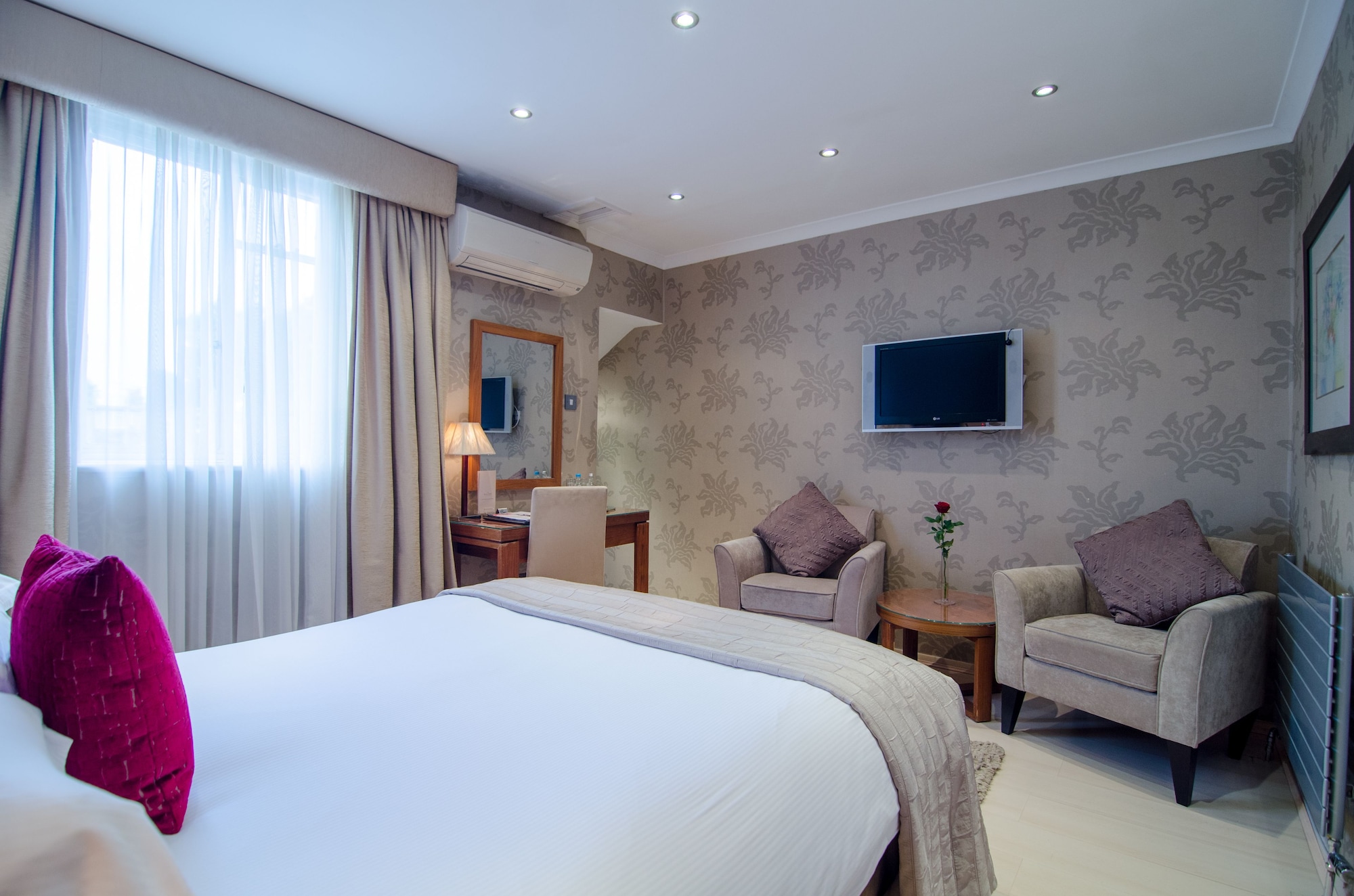 STANDARD, DOUBLE BED