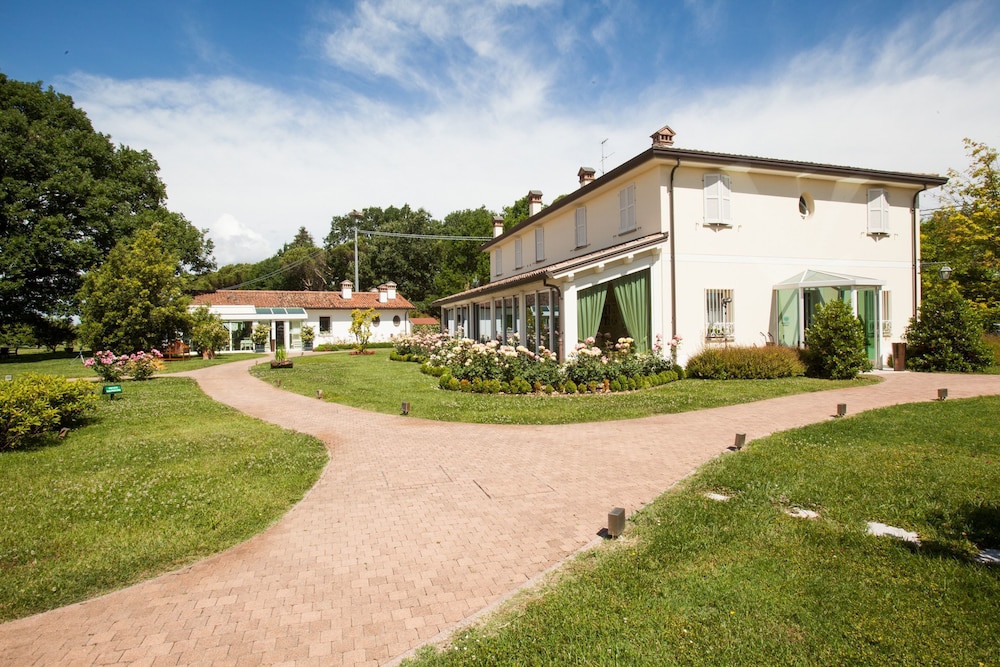 Hotel Relais Villa Abbondanzi 63/77