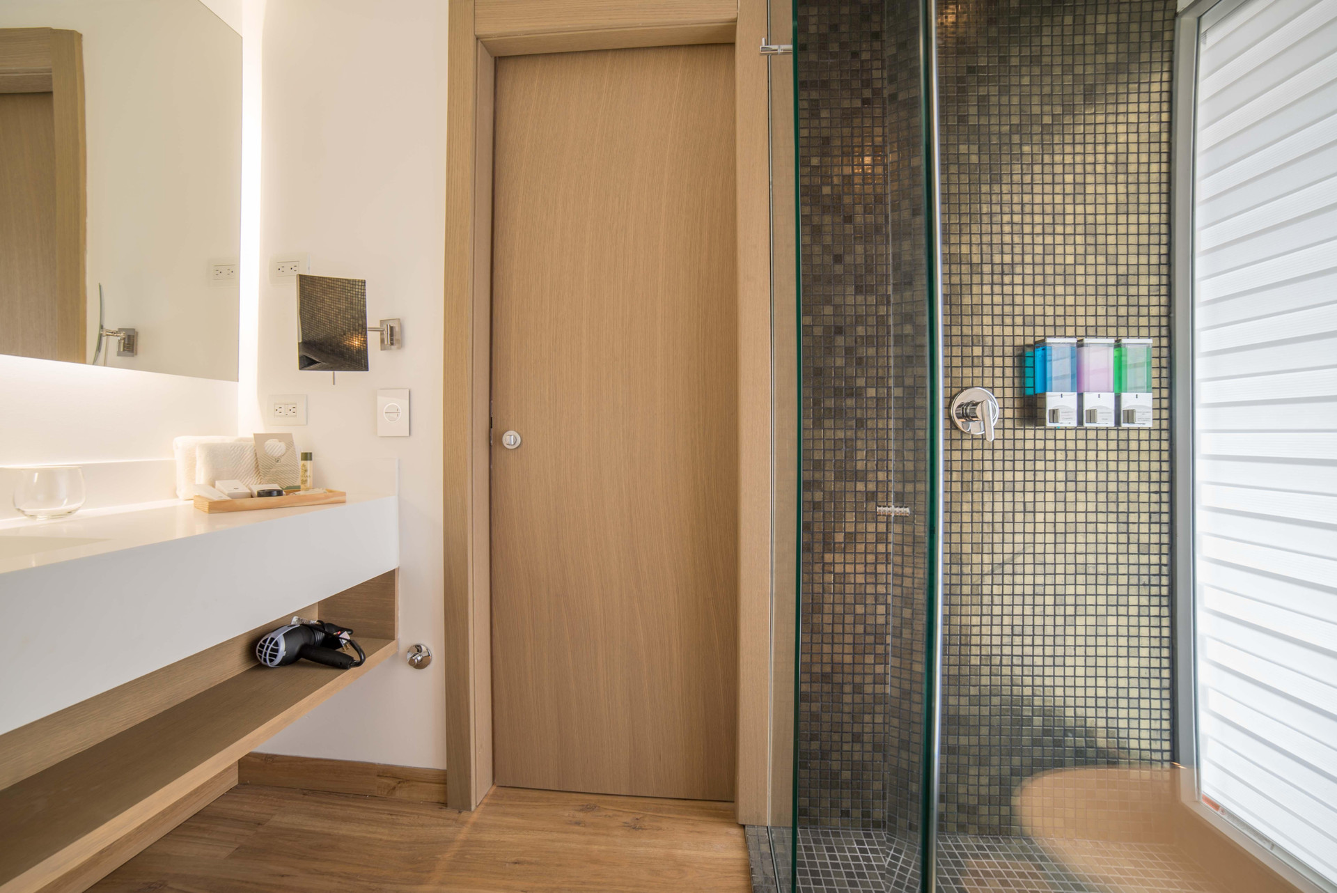 جناح سوبيريور بجاكوزي، Biohotel Organic Suites 7/8