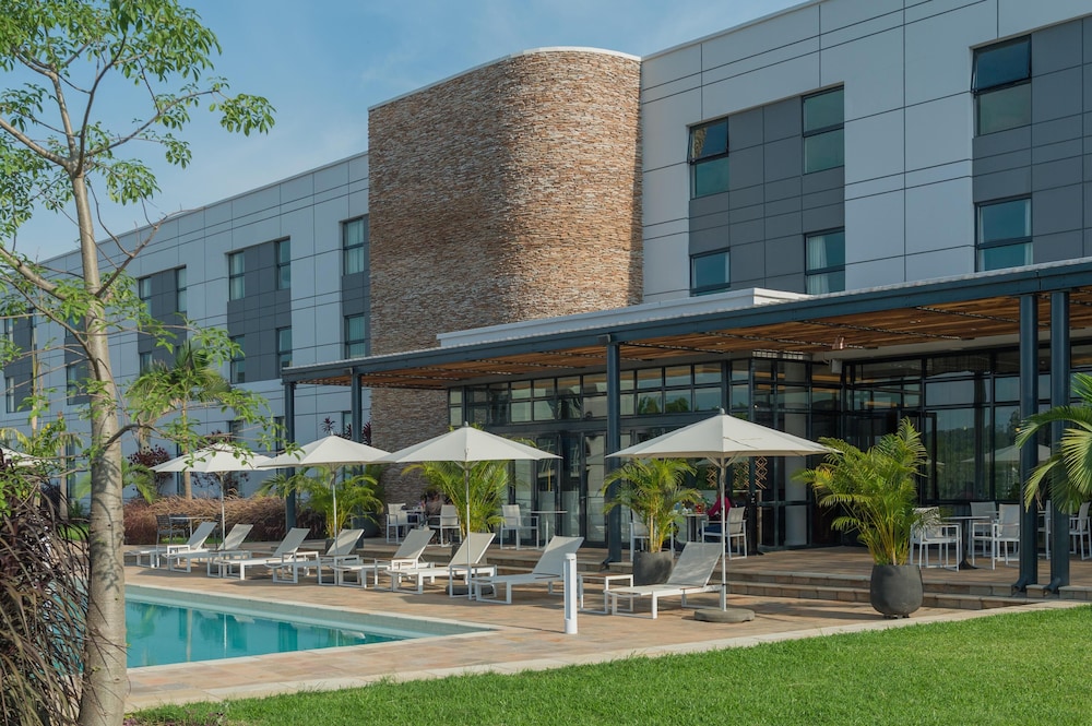 Garden Court Kitwe 3/48