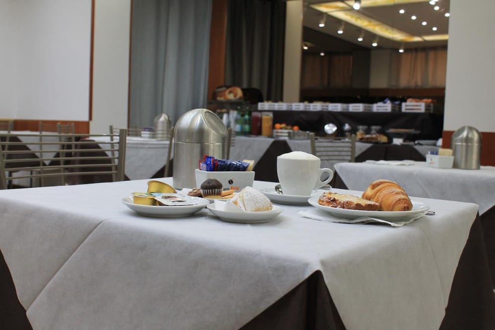 Augustus Hotel 22/29