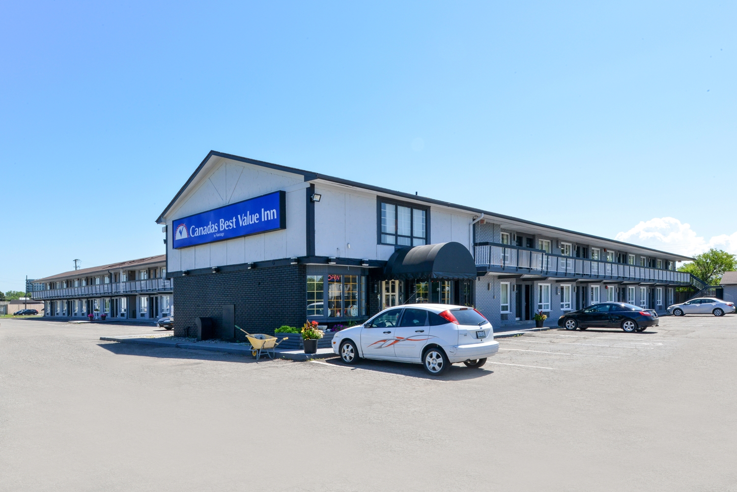 Canadas Best Value Inn St Catharines 6/8