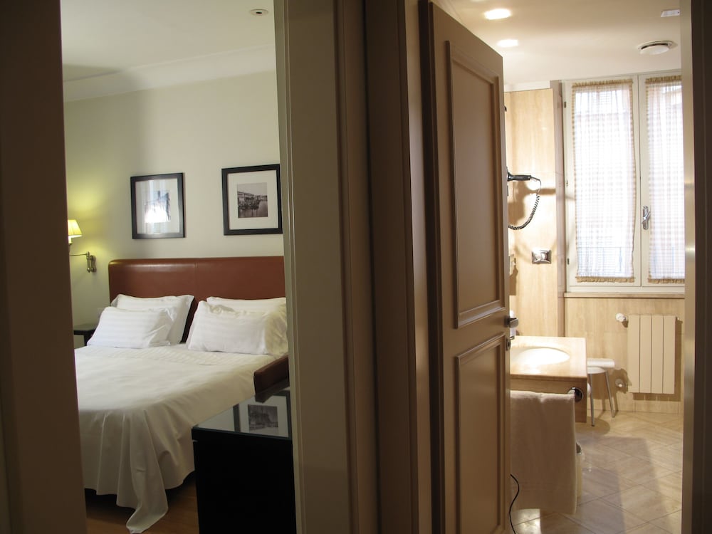 Albergo Santa Chiara Hotel Rome 17/49