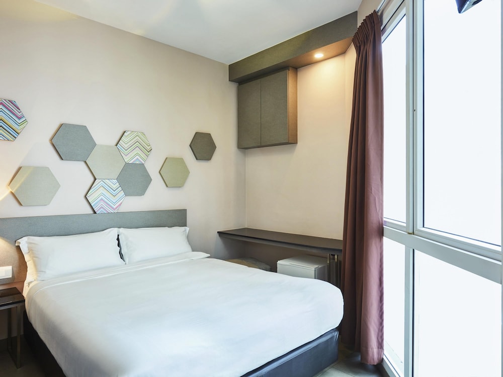 ibis budget Singapore Imperial 23/66