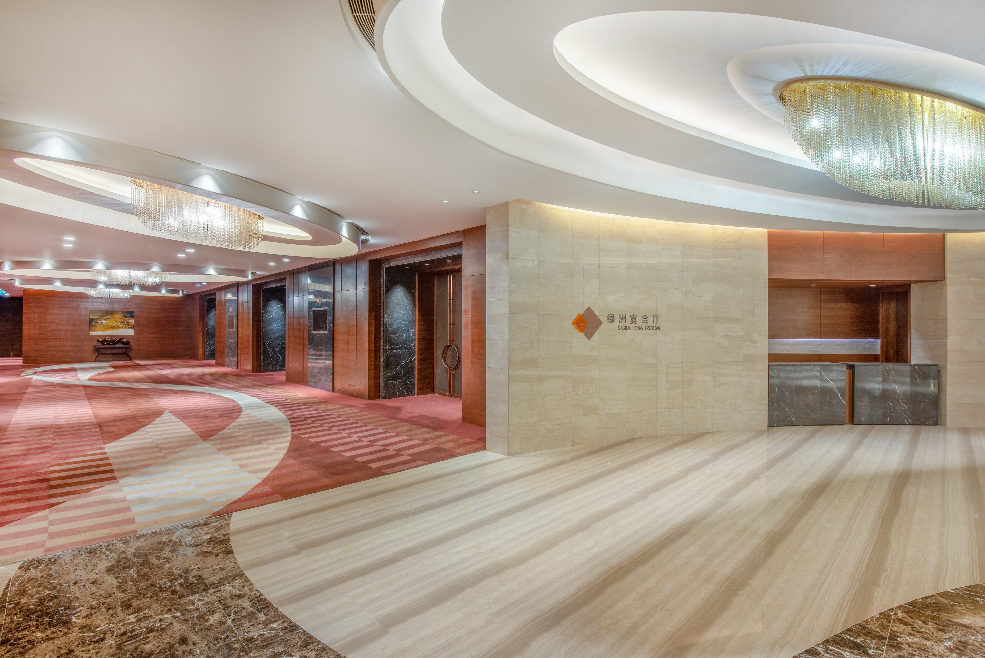 Holiday Inn Nantong Oasis International 12/78