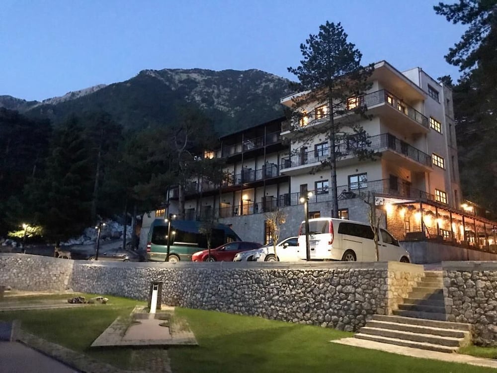 Llogora Tourist Village 45/50