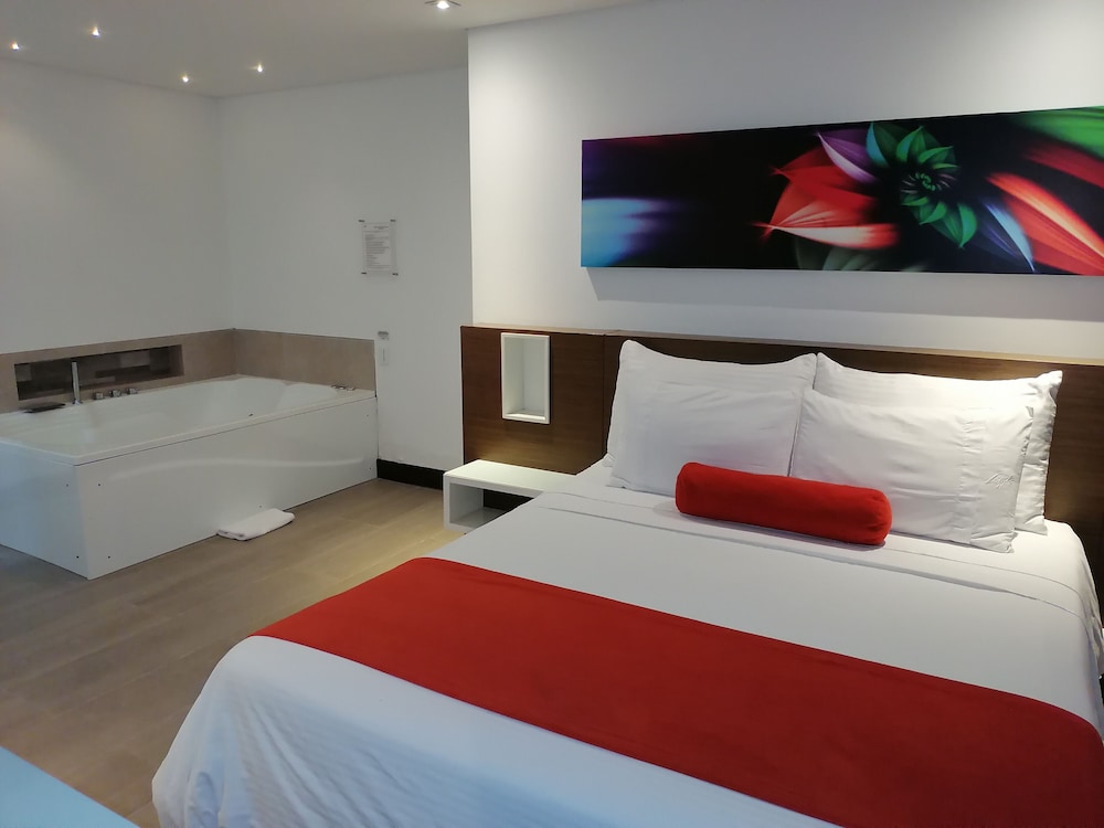 Hotel Loyds 20/64