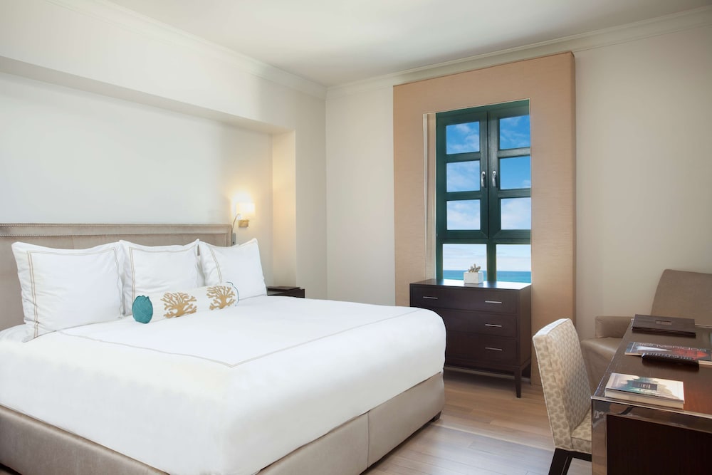 Condado Vanderbilt Hotel 8/69