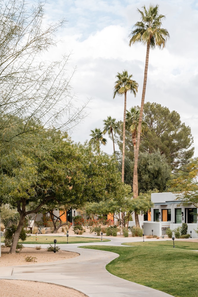 Andaz Scottsdale Resort And Bungalows 71/77