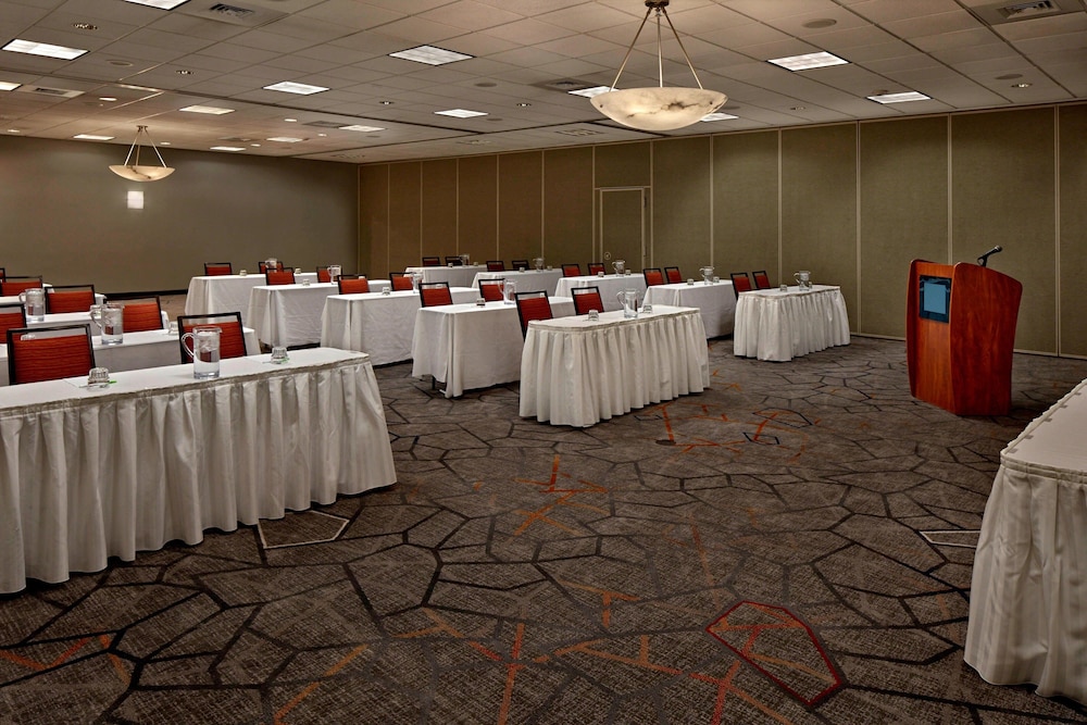 Courtyard by Marriott Hartford Cromwell 37/38